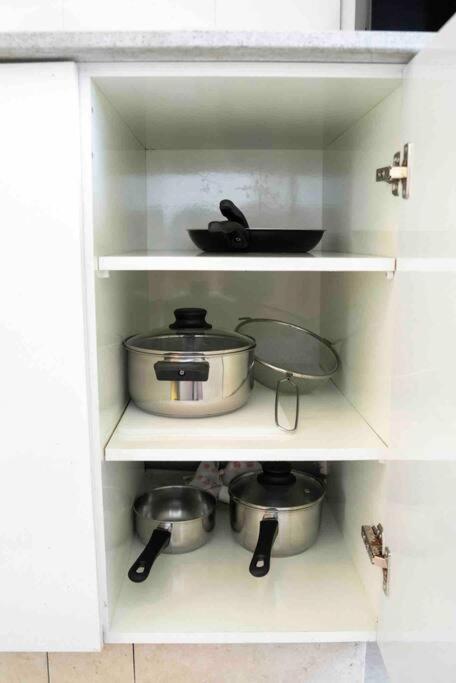Prime Location! 1 Bedroom In Tlv Beating Heart Apartment *